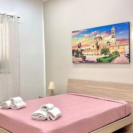 Hotel Locazione Breve Le Stanze Di Mandy à Palerme Extérieur photo